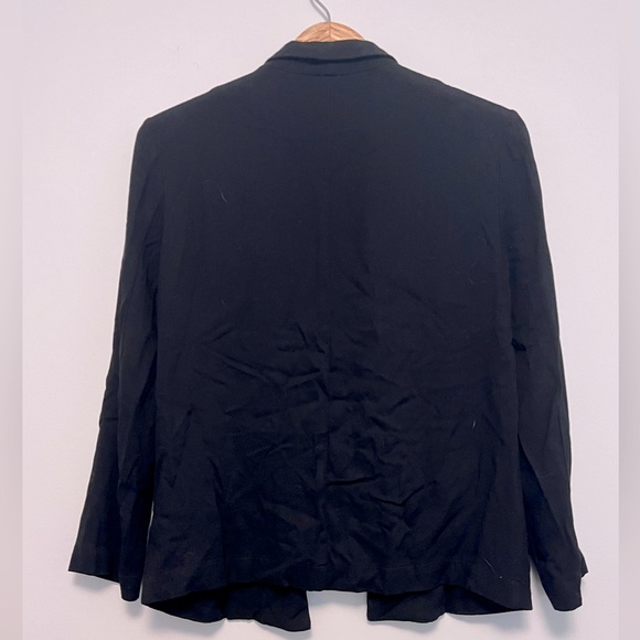 Relaxed Fit Blazer - Picture 2 of 3